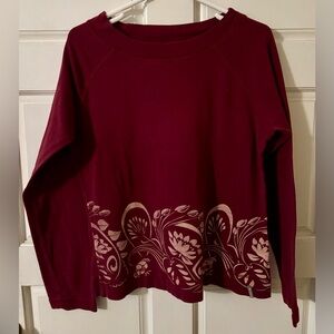 Chic Women's Maroon Floral Long Sleeve Top
